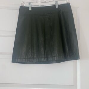 Free People Women’s Dark Green Leather Mini Skirt - size 6